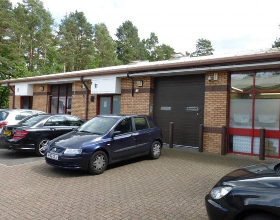 14 Dukes Ride, Crowthorne for sale Primary Photo- Image 1 of 1