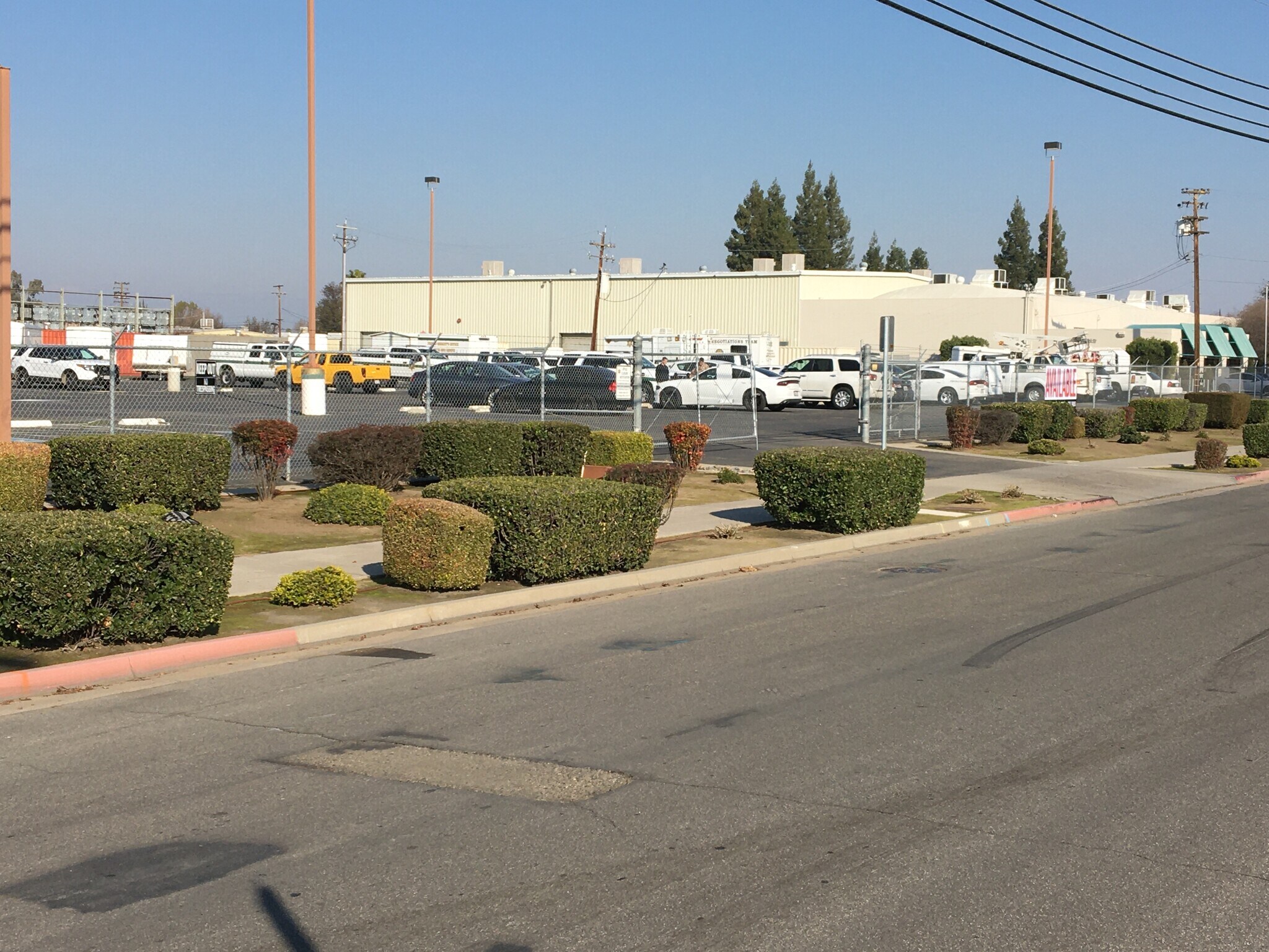 5717 E Shields Ave, Fresno, CA 93727 Industrial for Sale