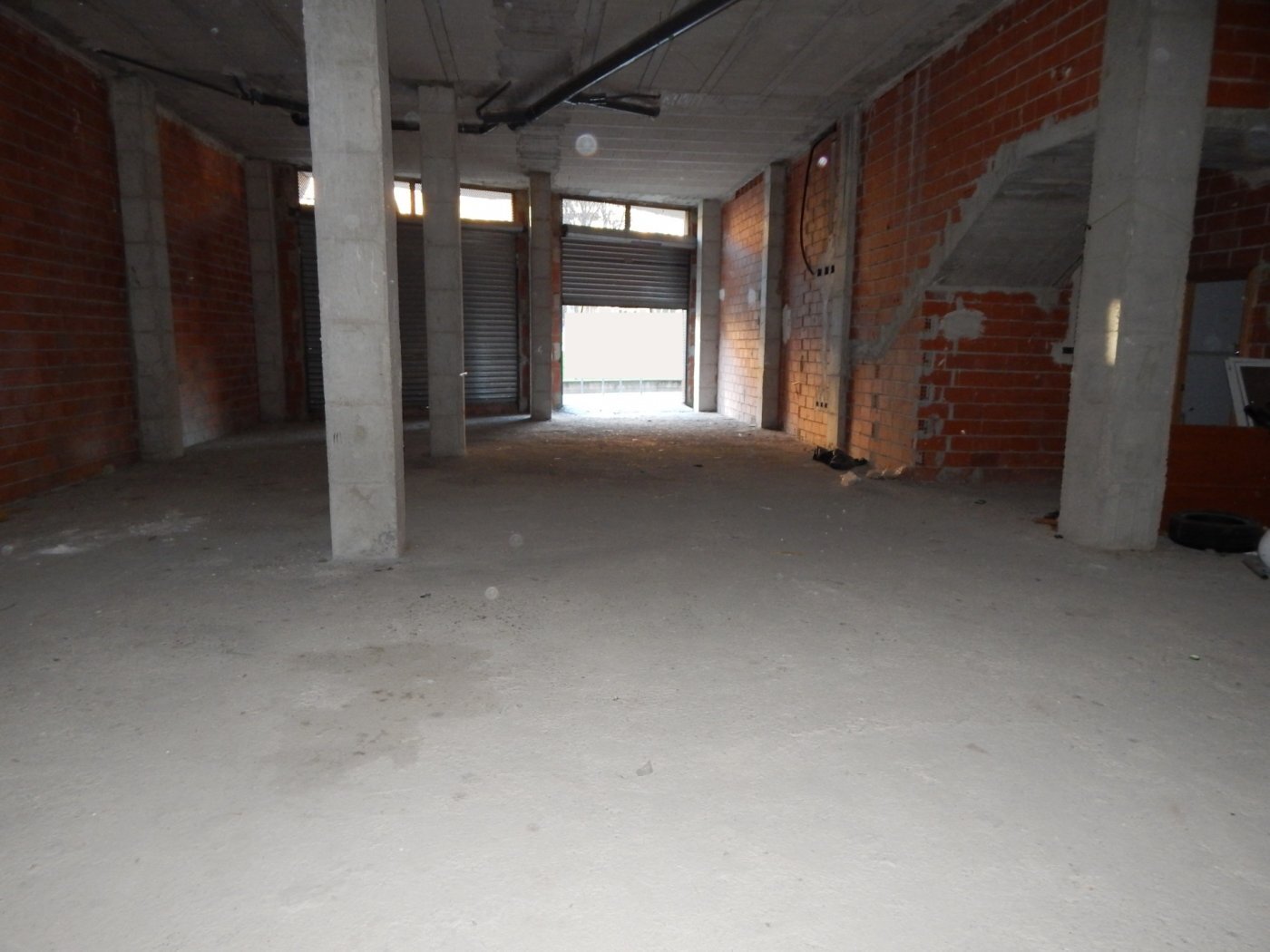 Retail in Ontinyent for sale Building Photo- Image 1 of 8
