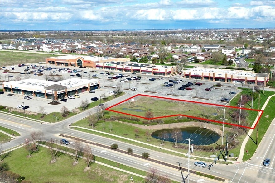 500 W. Raab Rd, Normal, IL for lease - Building Photo - Image 2 of 6