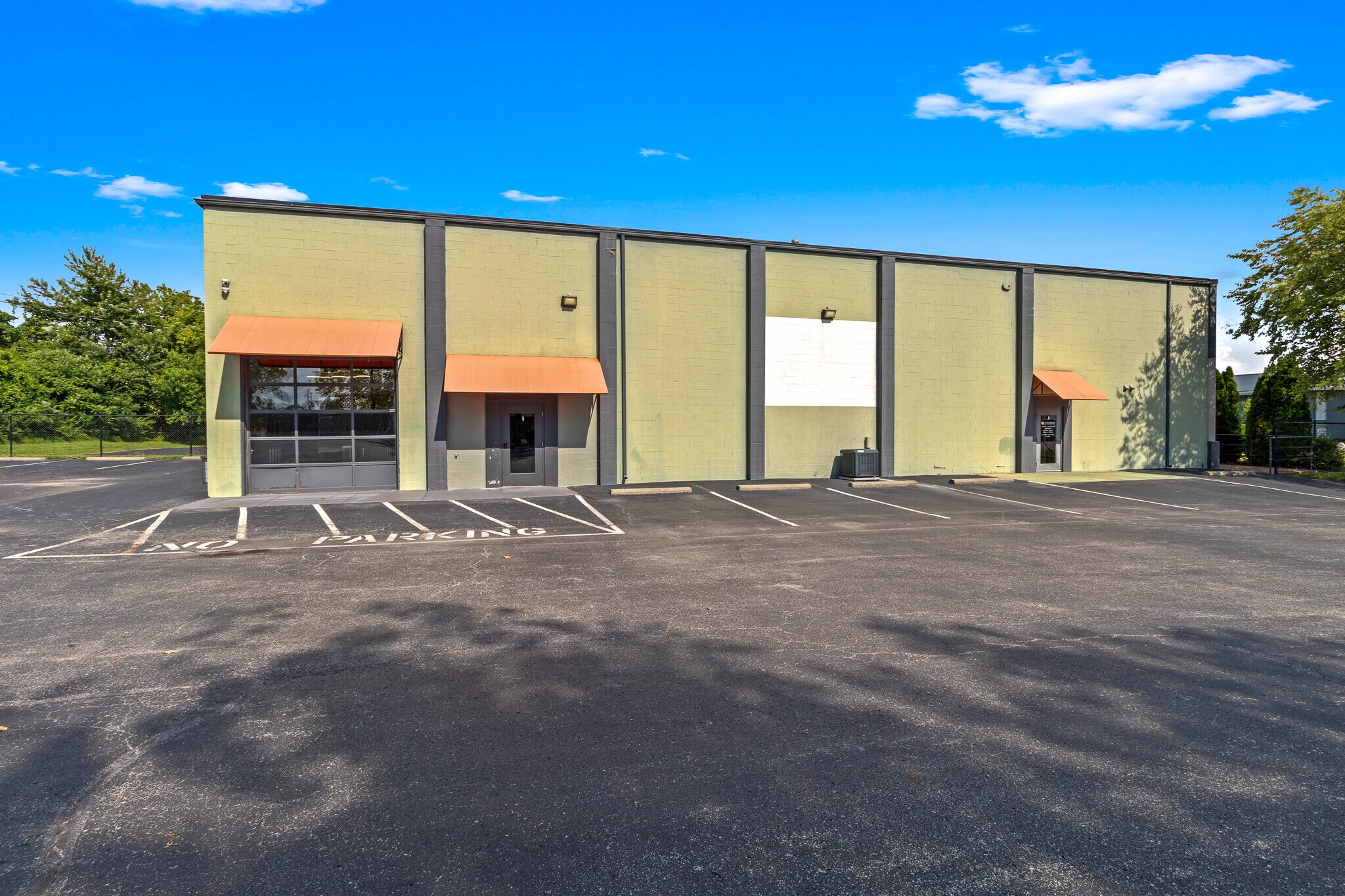 1517 Fabricon Blvd, Jeffersonville, IN for sale Building Photo- Image 1 of 1