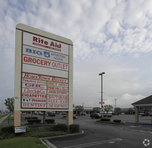 8888-8998 Knott Ave, Buena Park, CA for lease - Building Photo - Image 2 of 9
