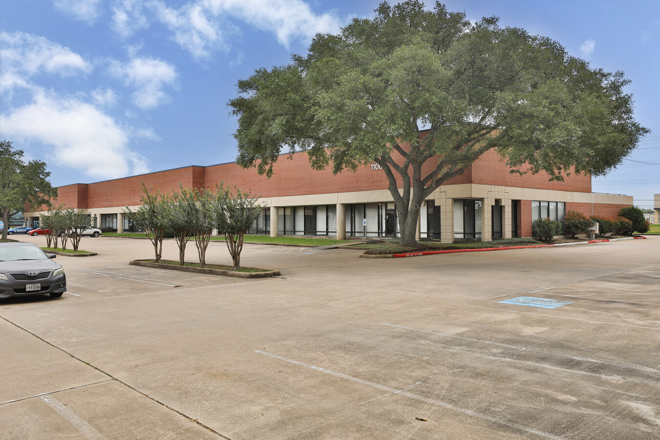 1100 Hercules Ave, Houston, TX 77058 - Aerotech Business Center | LoopNet