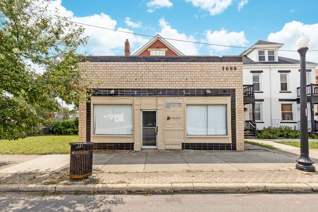 1689 E Main St, Columbus, OH for sale Building Photo- Image 1 of 1