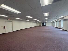 5151 Monroe St, Toledo, OH for lease Interior Photo- Image 2 of 16