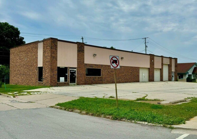 2367 S 108th, Milwaukee, WI for sale Building Photo- Image 1 of 1