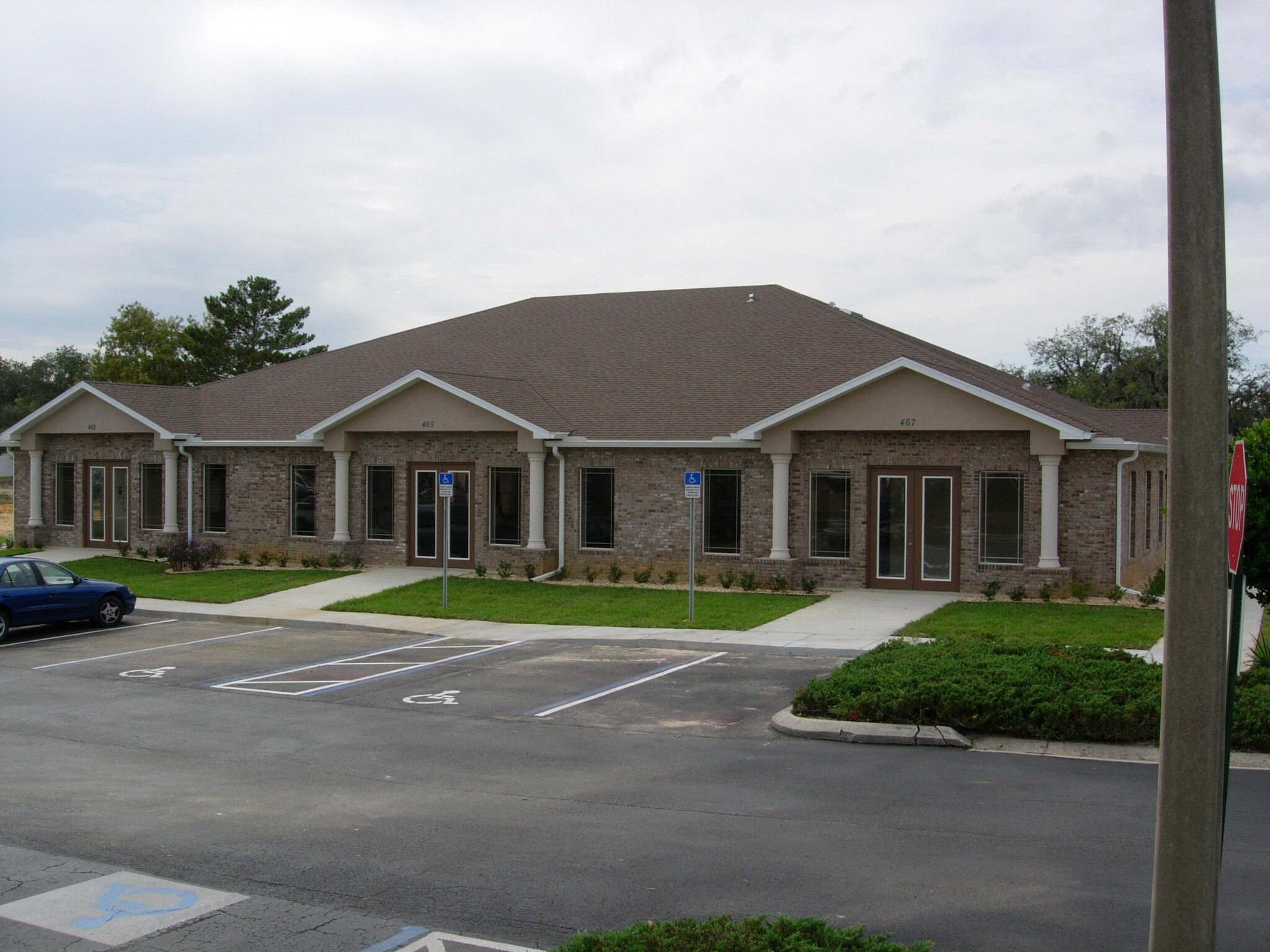 461-465 Mariner Blvd, Spring Hill, FL for sale Primary Photo- Image 1 of 1