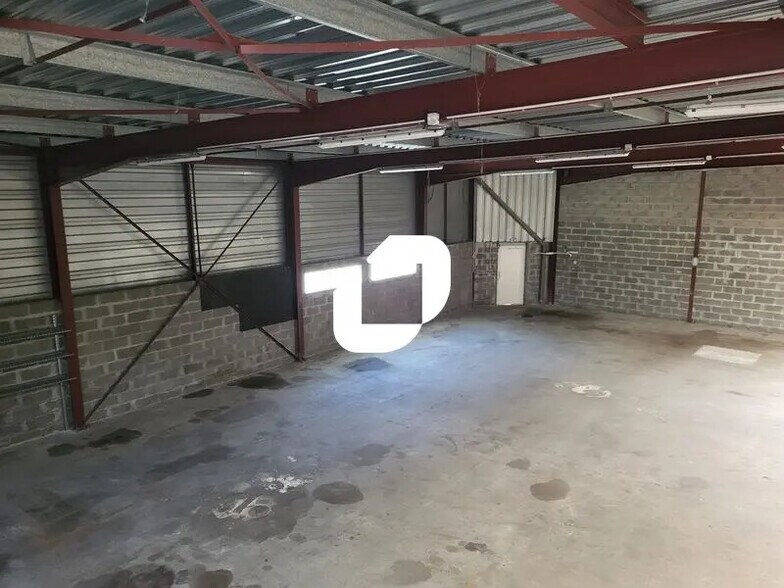 Office in Pessac for lease - Interior Photo - Image 3 of 11