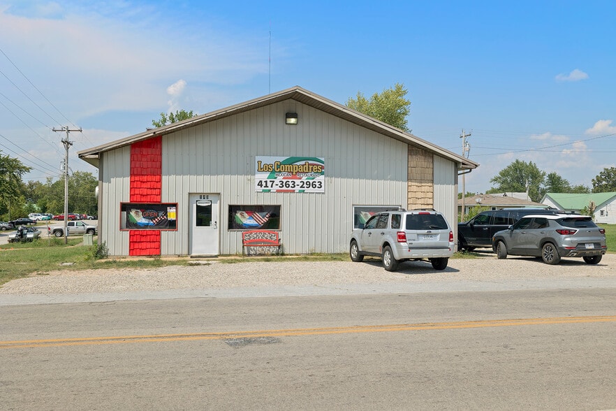 143 E Main St, Fordland, MO for sale - Building Photo - Image 1 of 34