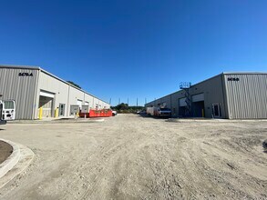 8476 Dorchester Rd, North Charleston, SC for lease Interior Photo- Image 1 of 8