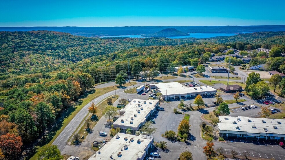 115 Village Pl, Fairfield Bay, AR for lease Aerial- Image 1 of 10