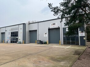 Gateway, Crewe for lease Building Photo- Image 1 of 4