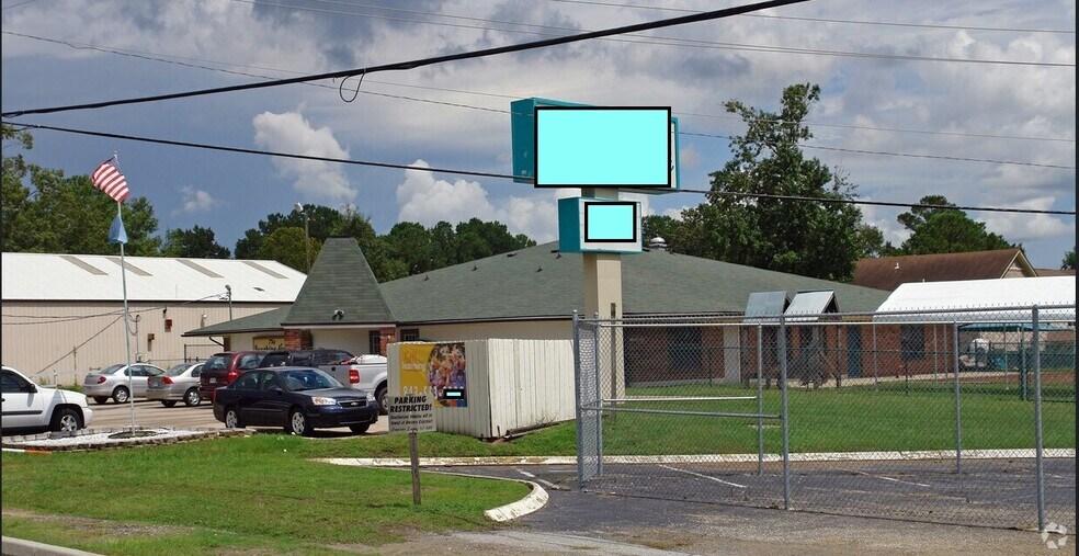 2145 Nad Rd, North Charleston, SC for sale - Building Photo - Image 2 of 2