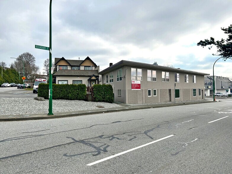 904 Boundary Rd Burnaby, BC for Sale