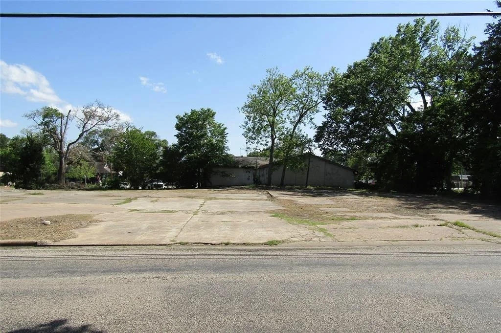 401 N Drew Ave, Livingston, TX 77351 Land for Sale