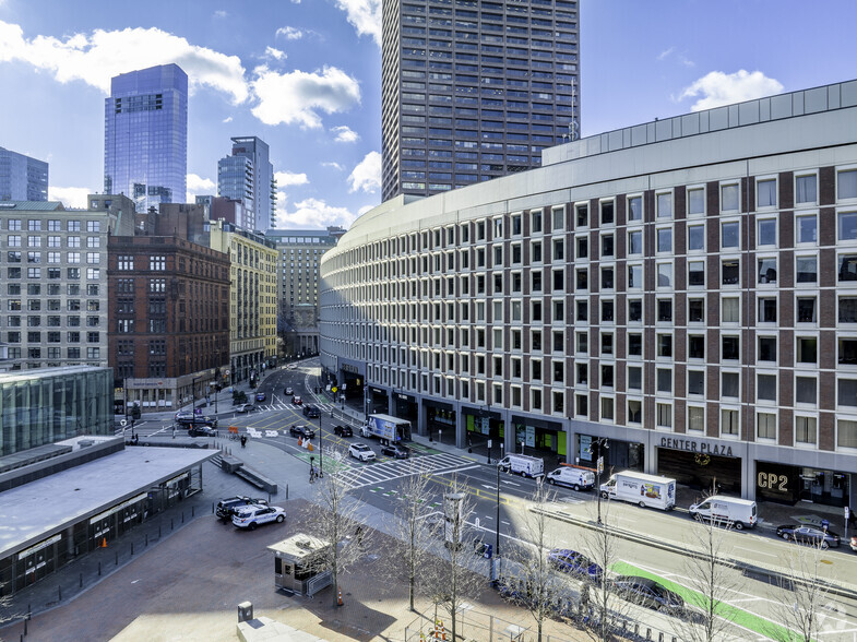 2 Center Plz, Boston, MA for lease - Building Photo - Image 1 of 6