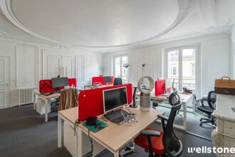 54 Rue De Ponthieu, Paris for lease Interior Photo- Image 2 of 8
