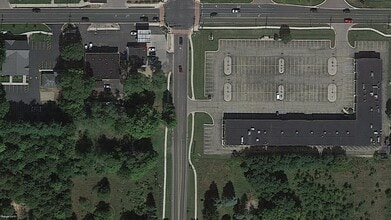 8036 8048 S 8th St, Kalamazoo, MI - Aerial  map view