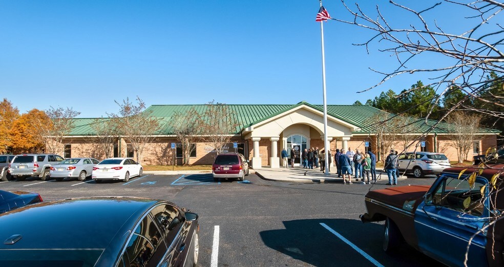 9394 Three Rivers Rd, Gulfport, MS 39503