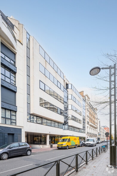 121-125 Rue Jules Guesde, Levallois-Perret for lease - Building Photo - Image 3 of 3