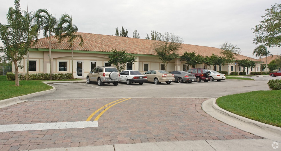 10200-10248 NW 46th St, Sunrise, FL for lease - Building Photo - Image 3 of 7
