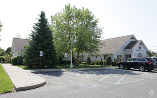 More details for 14 Manor Dr, Queensbury, NY - Office for Sale