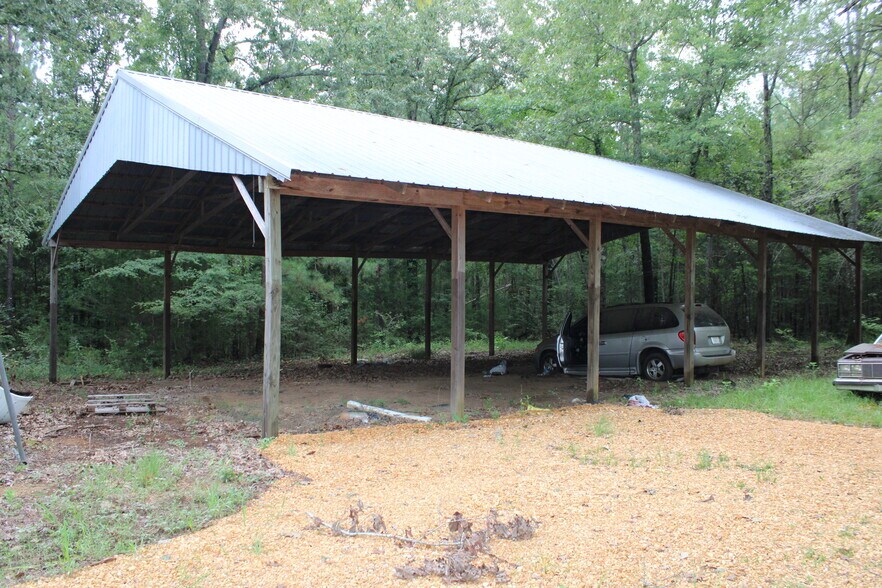 6745 New Light Rd, Starkville, MS 39759 6745B New Light Rd