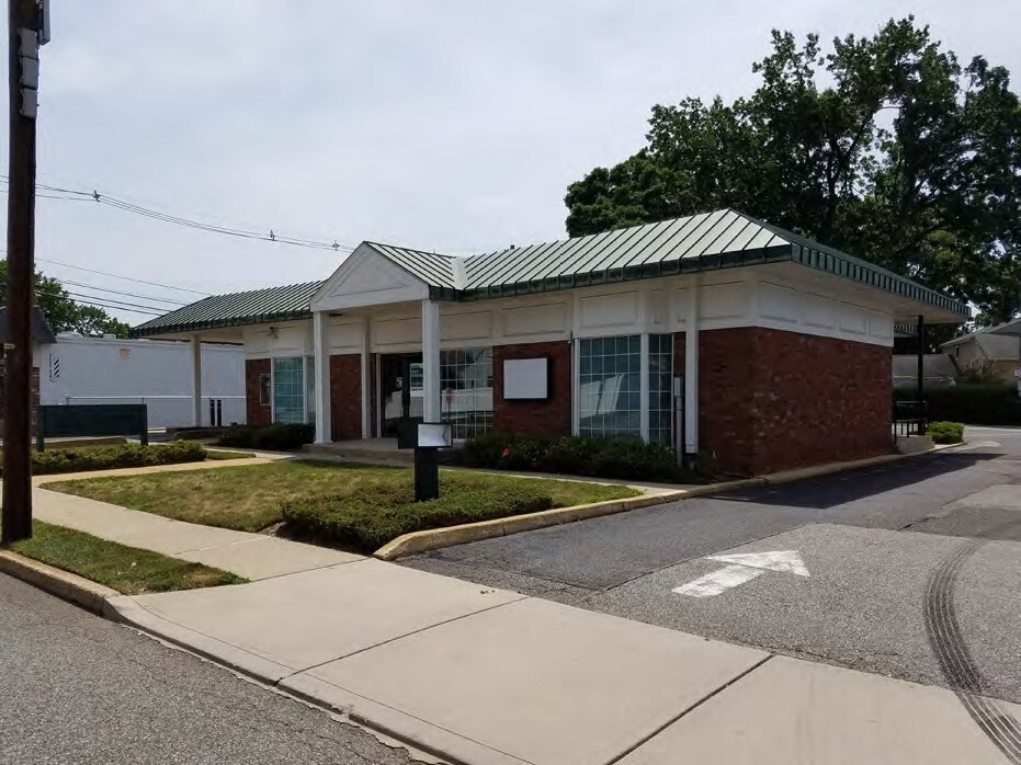 200 Floral Ln, Saddle Brook, NJ for sale Primary Photo- Image 1 of 1