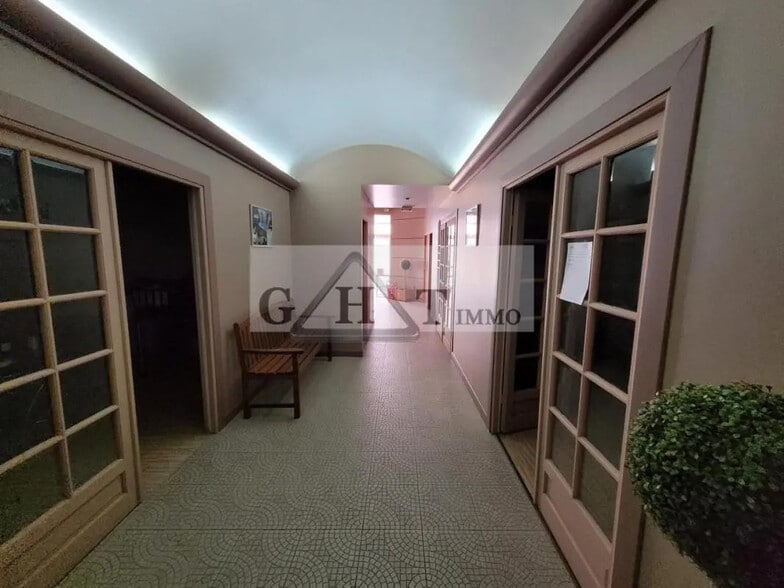 Office in Alfortville for lease - Interior Photo - Image 3 of 5