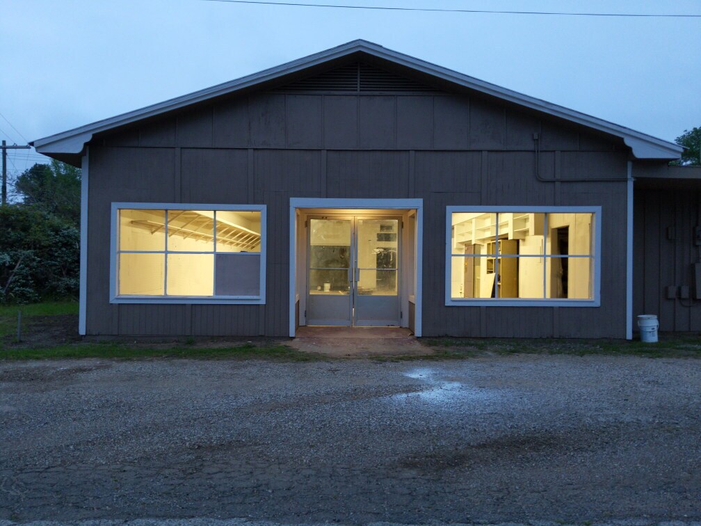 1948 Tenaha St, Center, TX for lease Primary Photo- Image 1 of 18