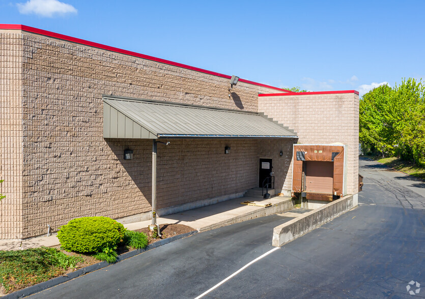 141 South St, West Hartford, CT for lease - Building Photo - Image 3 of 4