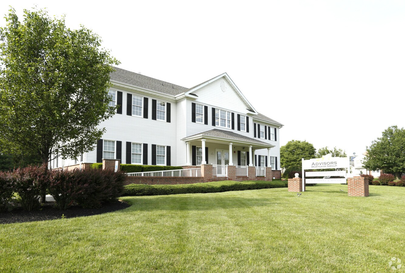 218 Schanck Rd, Freehold, NJ 07728