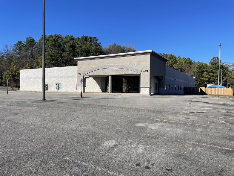 6701 Crestwood Blvd, Birmingham, AL for sale - Building Photo - Image 2 of 29