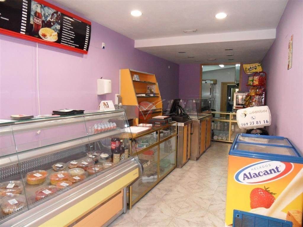 Calle Camino Cañete, 29, Cuenca, CUE 16004 - Unit Puerta 04, Esc. E - - Interior Photo - Image 1 of 6