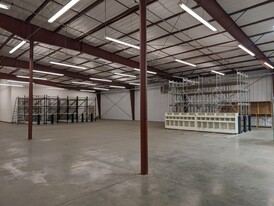 3300 S Shoshone St, Englewood CO - Warehouse