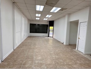 79-33 Myrtle Ave, Glendale, NY for lease Interior Photo- Image 2 of 7