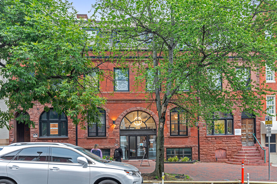 2125 Maryland Ave, Baltimore, MD for lease - Building Photo - Image 2 of 6