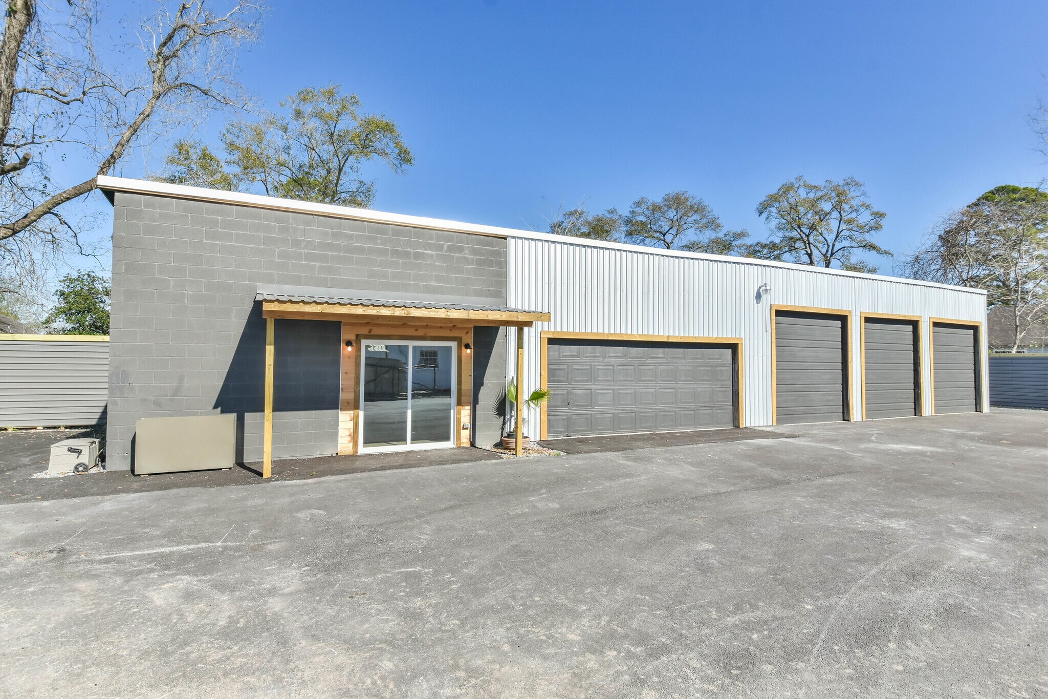 2021 McDaniel St, Houston, TX for sale Building Photo- Image 1 of 1