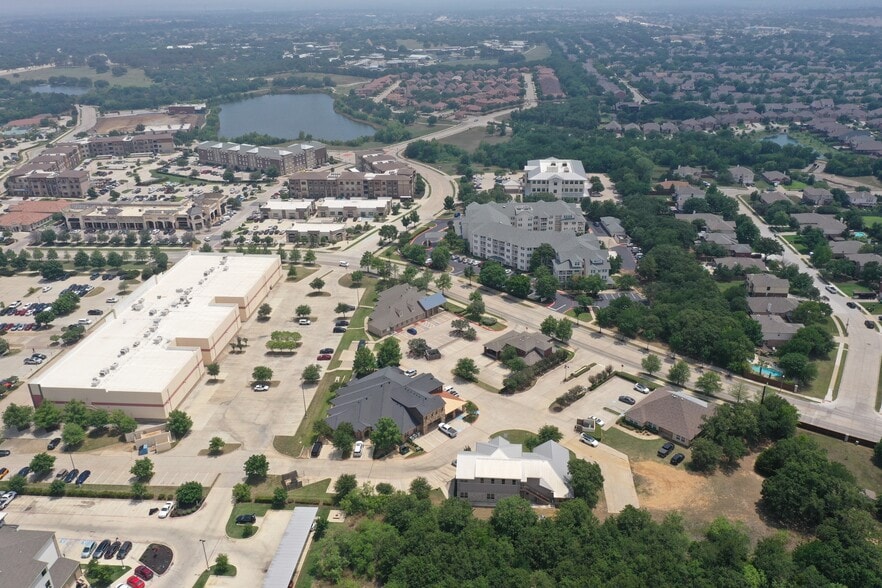 2735 Wind River Ln, Denton, TX for lease - Building Photo - Image 3 of 10