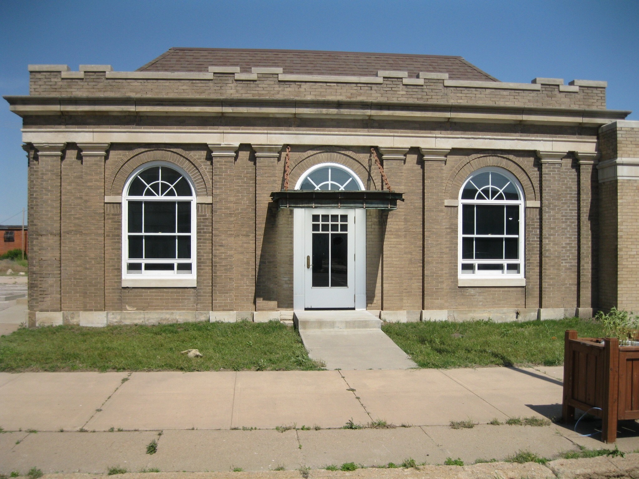 400 S Main St, Hutchinson, KS for sale Primary Photo- Image 1 of 1