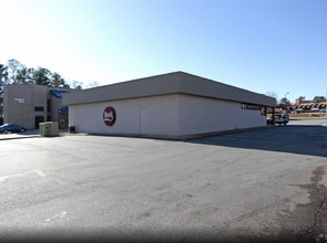 2521 Airport Trwy, Columbus, GA for lease Building Photo- Image 2 of 2