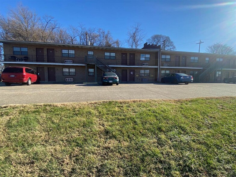 15 N Lincoln Ave, Henderson, KY for sale - Building Photo - Image 1 of 4