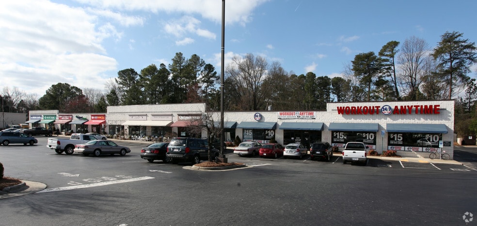 2401-2403 Battleground Ave, Greensboro, NC for sale - Primary Photo - Image 1 of 1