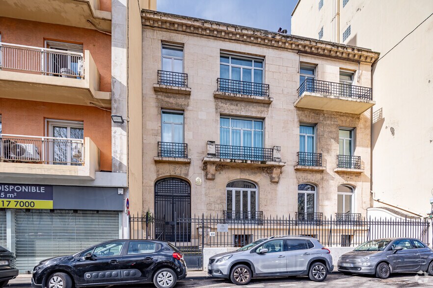 Office in Marseille for sale - Primary Photo - Image 1 of 2