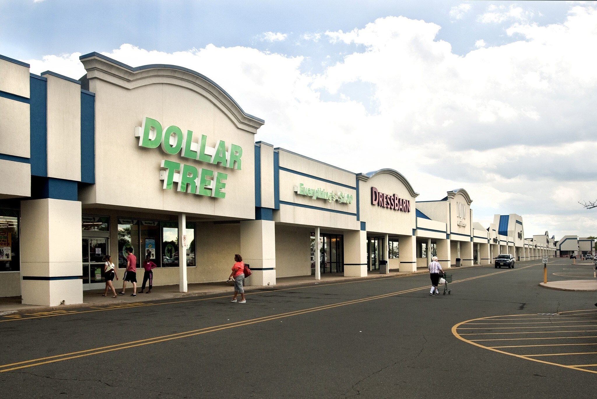 60016801 Hadley Rd, South Plainfield, NJ 07080 Retail for Lease