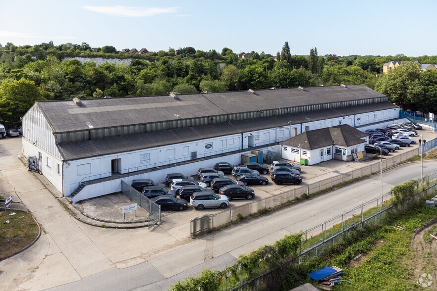 Manor Way, Swanscombe for sale - Building Photo - Image 1 of 1