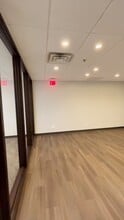 1811 S Alma School Rd, Mesa, AZ for lease - Commercial Listing Video 