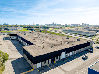 More details for 2789-2855 Boul Le Corbusier, Laval, QC - Industrial for Lease