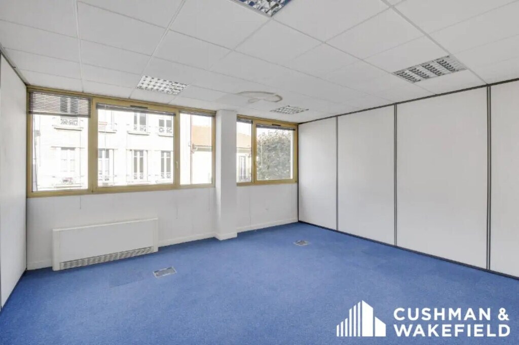 Location Bureaux 12 m² à 647 m² - Photo 1