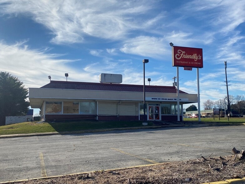 2670 Kirkwood Hwy, Newark, DE for sale - Building Photo - Image 2 of 3